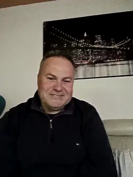 Pourleplasirs online show from May 2026 11:36:01 PM