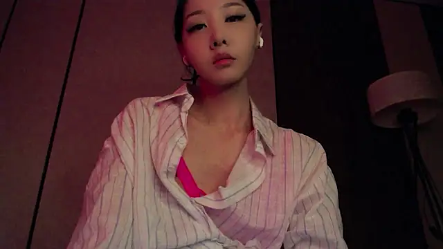 Fudzik0 online show from March 2026 12:20:01 PM