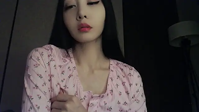 Fudzik0 online show from April 2026 03:51:01 AM