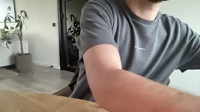 bullyboyy online show from January 2026 08:51:02 AM