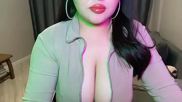 Snapshot of anora_sunny chatting on June 2026 05:24:02 PM anora sunny online show from June 2026 05:24:02 PM