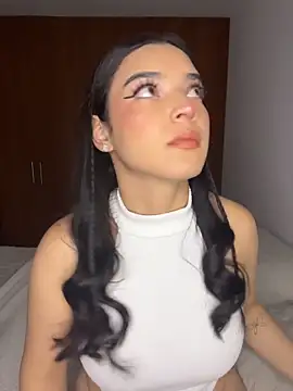 eileensophi online show from April 2026 01:43:01 AM