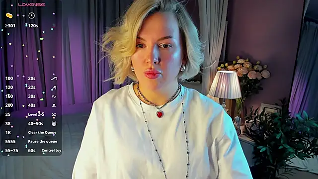 Snapshot of Nikki_Kai chatting on December 2025 12:59:02 AM Nikki Kai online show from December 2025 12:59:02 AM