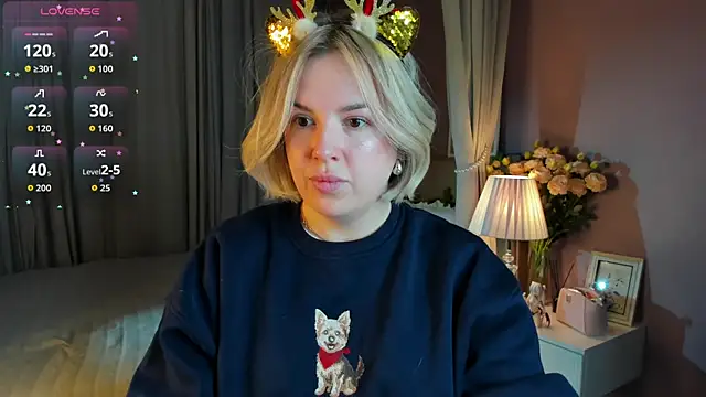 Snapshot of Nikki_Kai chatting on December 2025 01:02:02 AM Nikki Kai online show from December 2025 01:02:02 AM