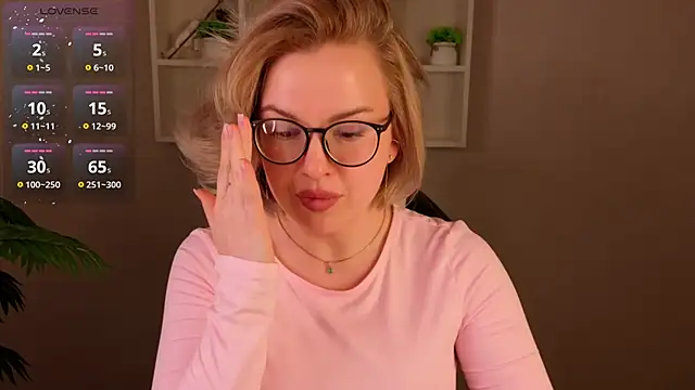 Snapshot of Nikki_Kai chatting on January 2026 02:43:02 PM Nikki Kai online show from January 2026 02:43:02 PM