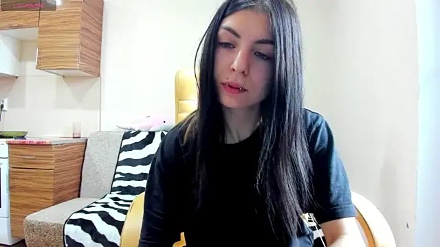 ErlinaBuoy online show from July 2026 07:25:01 AM