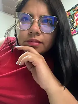 viccky vick online show from February 2025 10:43:01 PM