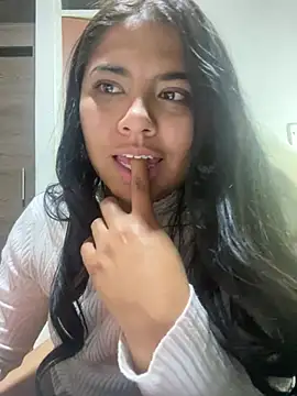 viccky vick online show from March 2025 01:54:02 AM