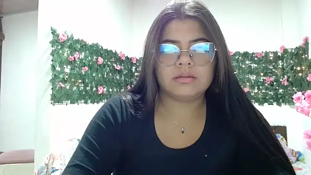 viccky vick online show from November 2025 11:32:01 PM