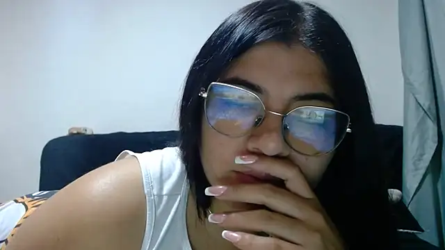 viccky vick online show from June 2026 04:15:02 AM