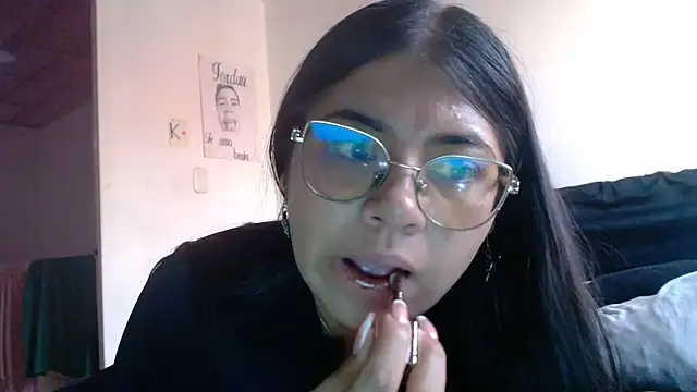viccky vick online show from June 2026 09:17:02 PM