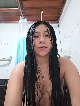 Snapshot of Nohemi_louse chatting on June 2026 05:37:01 PM Nohemi louse online show from June 2026 05:37:01 PM