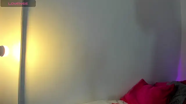 Snapshot of Roxy_Stonee chatting on February 2026 07:34:02 PM Roxy Stonee online show from February 2026 07:34:02 PM