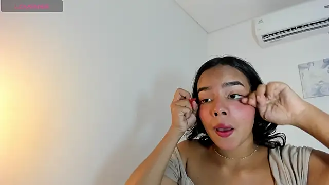 Snapshot of Roxy_Stonee chatting on February 2026 05:10:02 PM Roxy Stonee online show from February 2026 05:10:02 PM