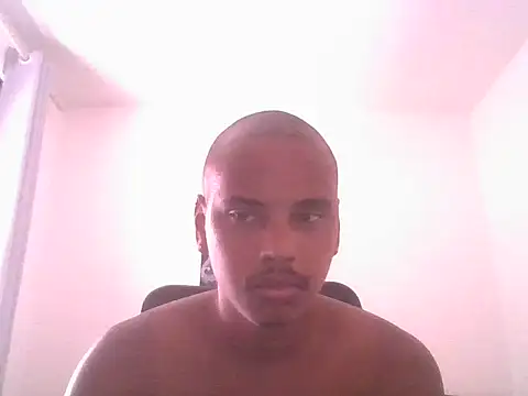 Snapshot of ONegodoce25 chatting on May 2026 12:24:01 PM ONegodoce25 online show from May 2026 12:24:01 PM