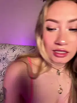 Lally Valencia   online show from March 2025 05:57:02 AM