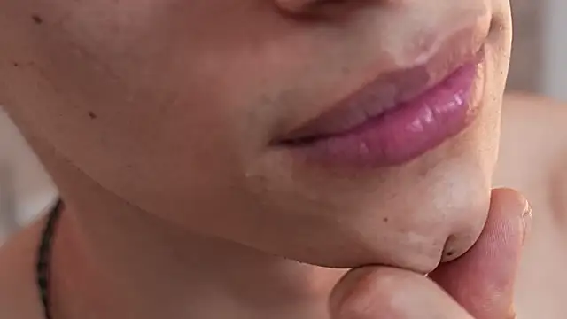 JhoanLeandro online show from February 2026 05:24:01 AM