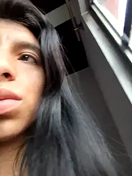 Ariell Kieran online show from March 2025 04:43:02 PM