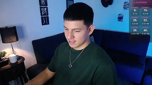 JamesCr  online show from April 2026 01:12:02 PM