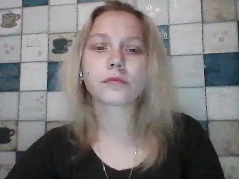 Snapshot of Anna_wey chatting on June 2026 07:18:02 PM Anna wey online show from June 2026 07:18:02 PM