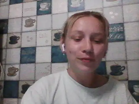 Snapshot of Anna_wey chatting on June 2026 07:14:01 PM Anna wey online show from June 2026 07:14:01 PM