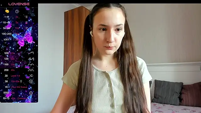 Snapshot of Cute__Nana chatting on February 2026 06:35:02 AM Cute Nana online show from February 2026 06:35:02 AM