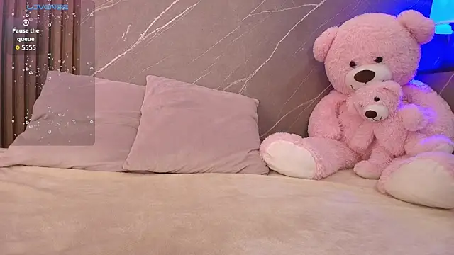 Snapshot of ariana_jhonson1 chatting on February 2026 12:20:01 PM ariana jhonson1 online show from February 2026 12:20:01 PM