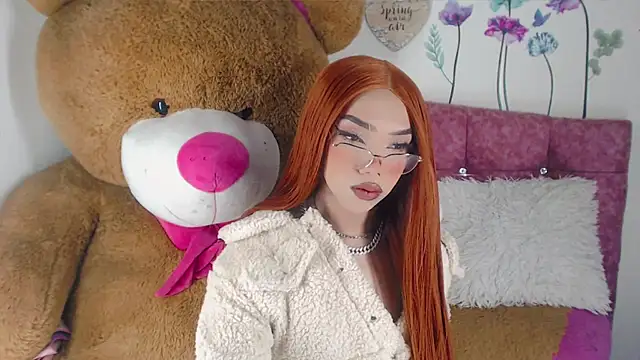 Khloe Leal online show from February 2025 09:04:01 PM