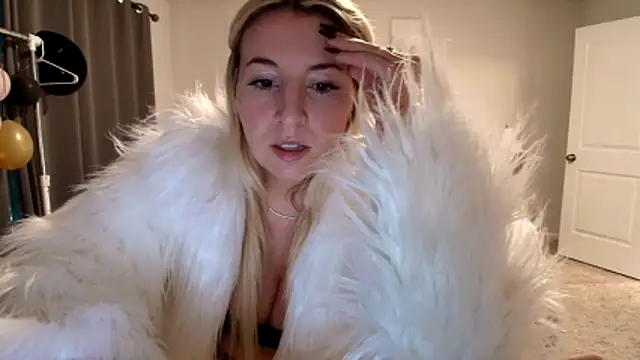 kaliii jones online show from March 2026 11:41:01 PM