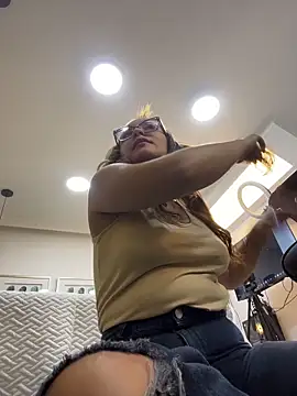 JessyCream online show from March 2026 09:08:01 PM