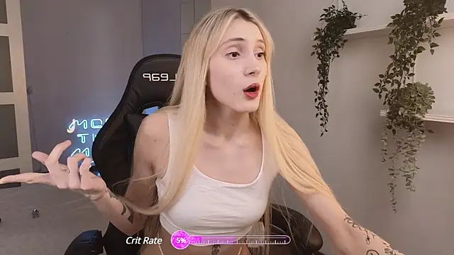 elliefrost online show from February 2025 01:03:02 AM