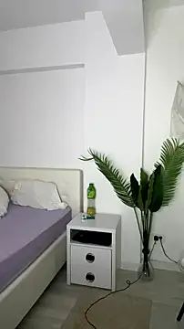 Celine Roxelle online show from July 2026 01:28:01 PM