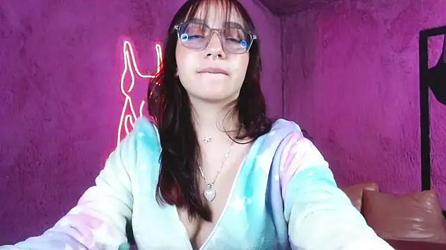 Snapshot of Sunshinegirl__ chatting on February 2025 01:11:01 AM Sunshinegirl online show from February 2025 01:11:01 AM