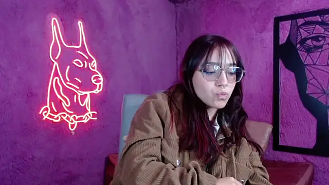Snapshot of Sunshinegirl__ chatting on February 2025 01:41:01 AM Sunshinegirl online show from February 2025 01:41:01 AM