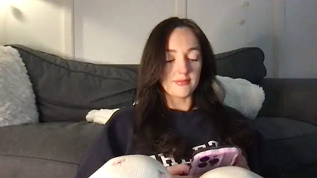 laceyjames24 online show from March 2026 01:06:02 PM