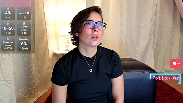 sophia dumont online show from March 2025 02:26:02 AM