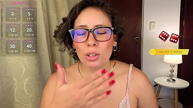 sophia dumont online show from March 2025 08:29:02 AM