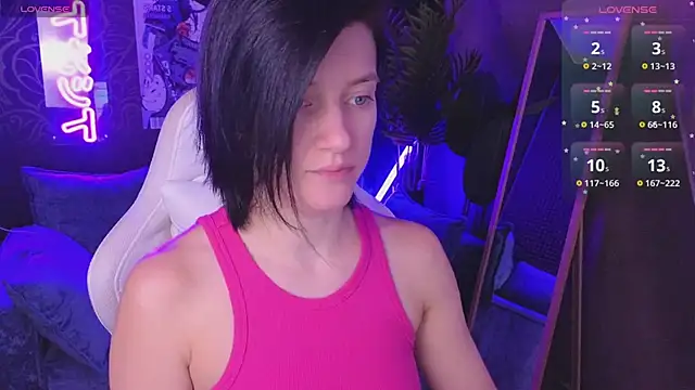 roxy riot  online show from April 2026 01:23:02 AM