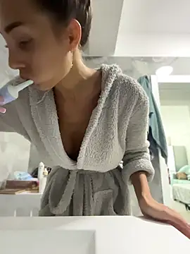 BonyBon29 online show from April 2026 07:33:01 AM