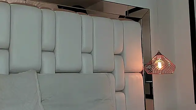 AngellsCollings online show from February 2025 08:02:02 PM