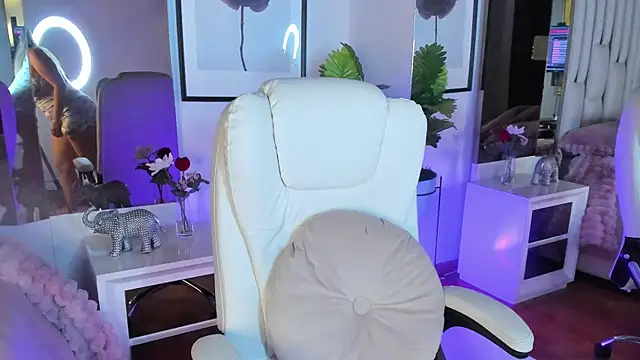 Cloee Rainbow1 online show from March 2026 02:33:01 PM