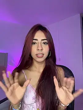 Mirandaa Rogers online show from April 2026 02:38:01 PM