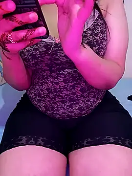 Malika-697 online show from April 2026 09:53:01 PM