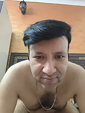 innocentboy1987 online show from July 2026 04:31:02 PM
