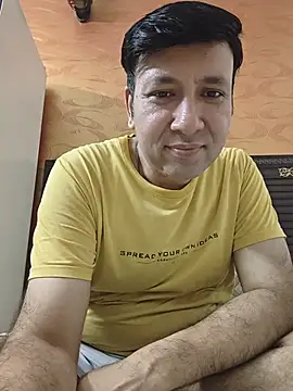 innocentboy1987 online show from July 2026 04:14:02 PM