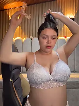 Cute Angell  online show from March 2026 03:30:02 AM