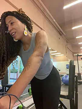 dianagolley420 online show from February 2025 02:42:01 PM