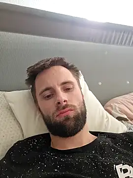 ademandjulia online show from February 2026 03:09:02 PM