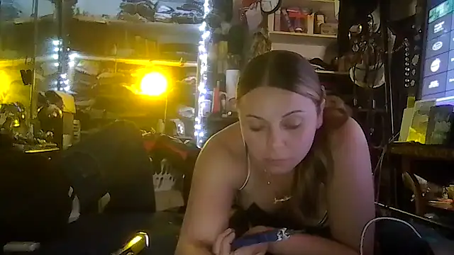 ShysluutGia online show from March 2026 01:51:03 PM