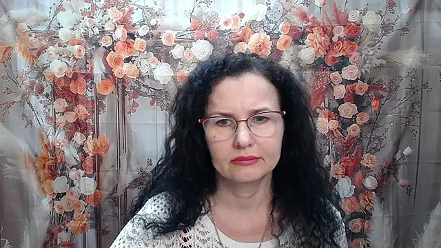 Miroslava Happi online show from April 2026 06:05:02 AM